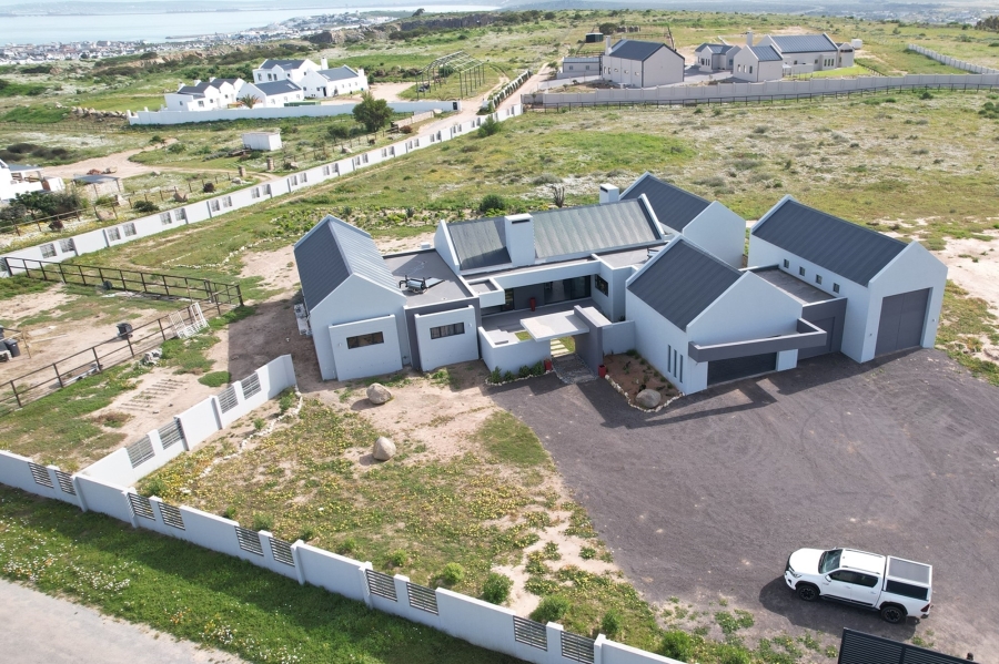 4 Bedroom Property for Sale in Olifantskop Western Cape